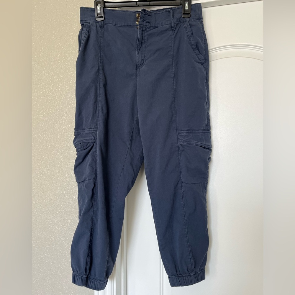 Ladies Cargo Capris, 8